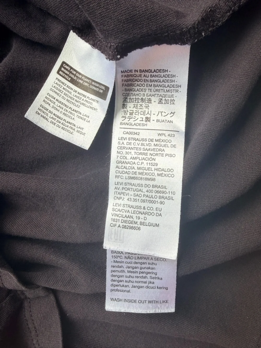 Levi’s The Perfect Tee Black Graphic Logo T-Shirt Women’s Small - Picture 5 of 7